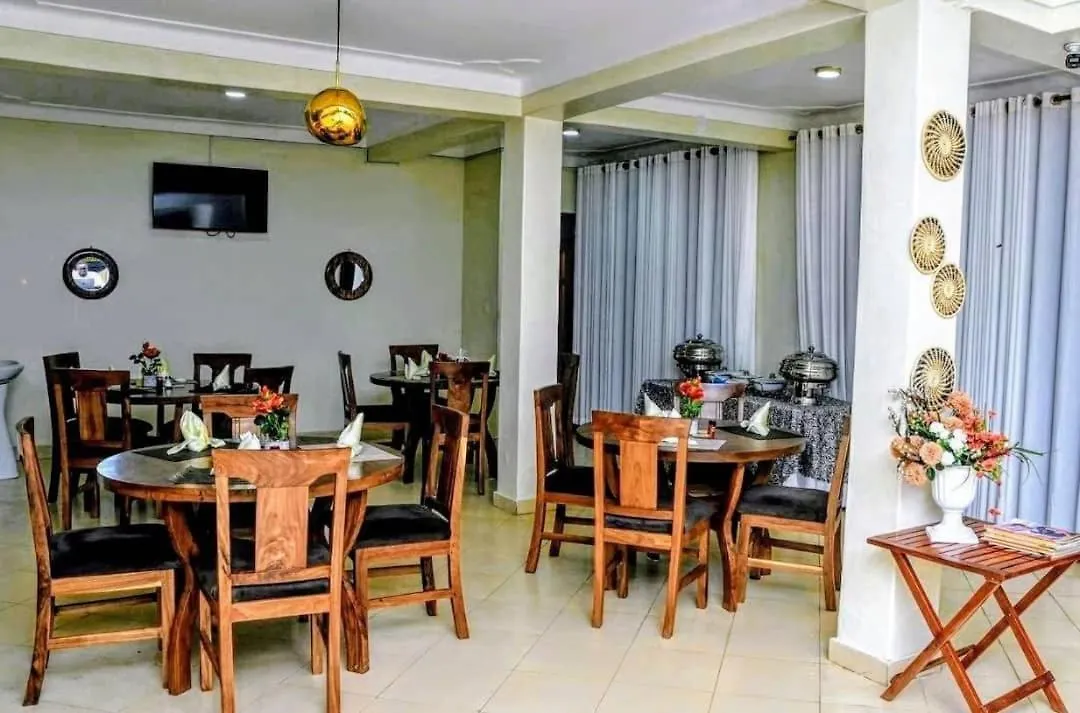 Hotel Casabella Энтеббе